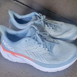 Hoka Clifton